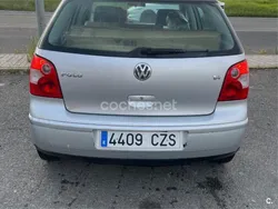 Gris / plata Usado 2004 VW Polo Highline Berlina | 2500 € (Buen precio)
