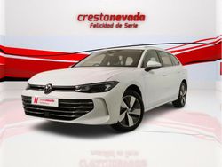 Blanco Usado 2024 VW Passat Business Berlina | 36.400 € (Caro)