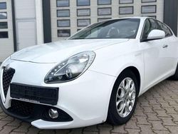Blanco Usado 2012 Alfa Romeo Giulietta Distinctive Utilitario | 5490 € (Buen precio)