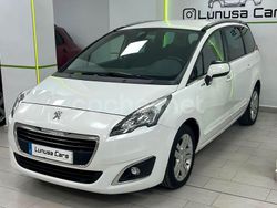 Blanco Usado 2014 Peugeot 5008 Style Monovolumen | 8990 € (Un poco caro)