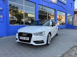 Blanco Usado 2013 Audi A3 Sportback Ambiente Berlina | 15.500 € (Caro)