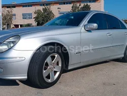 Gris / plata Usado 2003 Mercedes E220 Avantgarde Berlina | 4000 € (Buen precio)