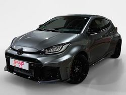 Gris / plata Usado 2024 Toyota Yaris Berlina | 51.500 €