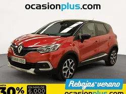 Rojo Usado 2017 Renault Captur Zen SUV | 17.750 €