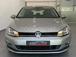 Gris / plata Usado 2012 VW Golf VII Advance Berlina | 9990 € (Precio justo)