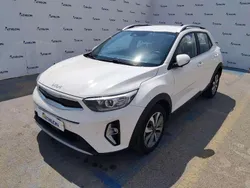 Blanco Usado 2023 Kia Stonic SUV | 18.995 € (Precio justo)