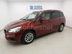 Granate Usado 2017 BMW 218 Familiar | 15.500 € (Caro)