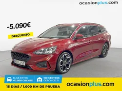 Rojo Usado 2021 Ford Focus ST-Line Familiar | 20.250 € (Precio justo)