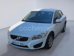 Blanco Usado 2011 Volvo C30 Momentum Utilitario | 3999 € (Precio justo)
