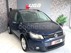 Azul Usado 2013 VW Touran Advance Monovolumen | 12.990 € (Un poco caro)