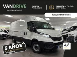 Blanco Usado 2025 Iveco Daily Berlina | 37.400 €