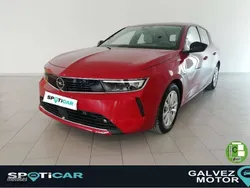 Rojo Usado 2023 Opel Astra Edition Berlina | 17.950 € (Precio justo)