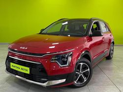 Rojo Usado 2025 Kia Niro SUV | 29.300 € (Caro)