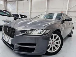 Gris / plata Usado 2016 Jaguar XE Prestige Berlina | 11.990 € (Super precio)