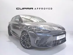Gris / plata Usado 2024 Cupra Leon Berlina | 30.990 € (Un poco caro)