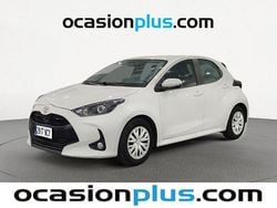 Blanco Usado 2023 Toyota Yaris Active Utilitario | 14.082 € (Precio justo)