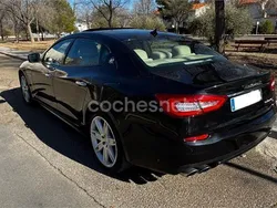 Negro Usado 2016 Maserati Quattroporte GranLusso Berlina | 25.000 € (Super precio)