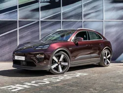 Cooper ruby metalizado Usado 2024 Porsche Macan SUV | 103.700 €