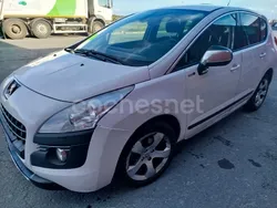 Blanco Usado 2014 Peugeot 3008 Access Berlina | 7499 € (Precio justo)