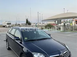 Azul Usado 2006 Toyota Avensis Executive Familiar | 3990 € (Buen precio)