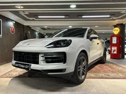 Gris Usado 2023 Porsche Cayenne SUV | 104.990 € (Caro)