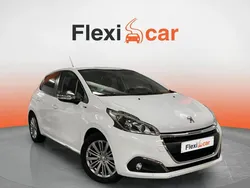 Blanco Usado 2016 Peugeot 208 Access Utilitario | 7590 € (Precio justo)