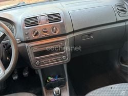 Rojo Usado 2014 Skoda Fabia Utilitario | 5000 € (Buen precio)