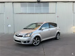 Gris / plata Usado 2008 Toyota Corolla Verso Sport Monovolumen | 6999 € (Precio justo)