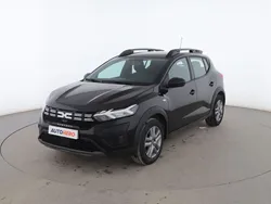 Negro Usado 2023 Dacia Sandero Essentiel Utilitario | 13.499 € (Buen precio)