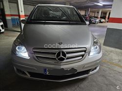 Gris / plata Usado 2009 Mercedes B180 Sport Edition Monovolumen | 8900 € (Precio justo)