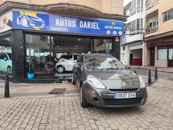 Gris / plata Usado 2010 Renault Clio GrandTour Familiar | 3990 € (Precio justo)