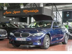 Azul Usado 2021 BMW 318 Sport Line Berlina | 24.400 € (Buen precio)