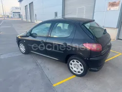 Negro Usado 2005 Peugeot 206 Berlina | 2990 € (Precio justo)