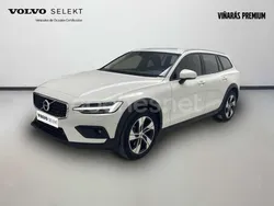 Blanco Usado 2021 Volvo V60 CC Familiar | 40.690 € (Un poco caro)