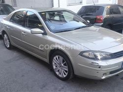 Beige Usado 2007 Renault Laguna III Initiale Berlina | 2350 €