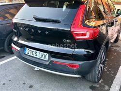 Negro Usado 2020 Volvo XC40 Momentum SUV | 19.000 €