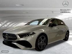 Gris / plateado Usado 2025 Mercedes A200 AMG line Berlina | 40.500 € (Un poco caro)