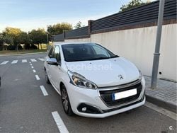 Blanco Usado 2017 Peugeot 208 Style Utilitario | 7000 € (Precio justo)