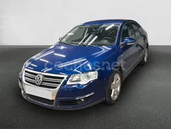 Azul Usado 2006 VW Passat Sportline Berlina | 5900 € (Precio justo)