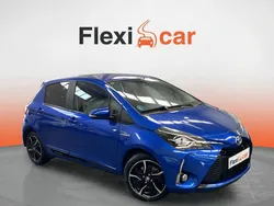 Azul Usado 2018 Toyota Yaris Hybrid Berlina | 13.790 € (Precio justo)