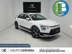Blanco Nuevo 2024 Kia Niro SUV | 28.990 € (Buen precio)