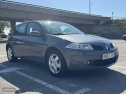 Gris / plata Usado 2008 Renault Mégane III Berlina | 4250 € (Precio justo)