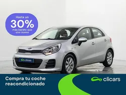 Gris Usado 2017 Kia Rio Berlina | 9390 € (Precio justo)