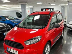 Granate Usado 2017 Ford Tourneo Courier Trend Monovolumen | 11.990 € (Precio justo)