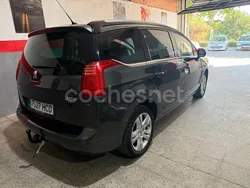 Azul Usado 2011 Peugeot 5008 Access Monovolumen | 6899 € (Precio justo)