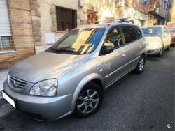 Gris / plata Usado 2005 Kia Carens LX Monovolumen | 3700 €