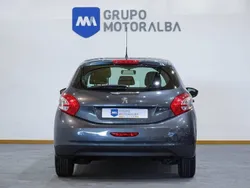 Gris Usado 2013 Peugeot 208 Active Utilitario | 9490 €