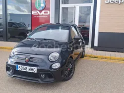 Negro Usado 2023 Abarth 695 Utilitario | 24.400 € (Precio justo)