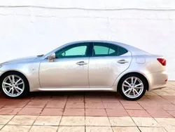 Gris / plata Usado 2007 Lexus IS250 Sport Line Berlina | 13.300 € (Un poco caro)