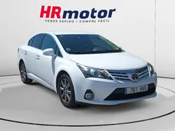 Blanco Usado 2014 Toyota Avensis Executive Berlina | 10.890 € (Un poco caro)